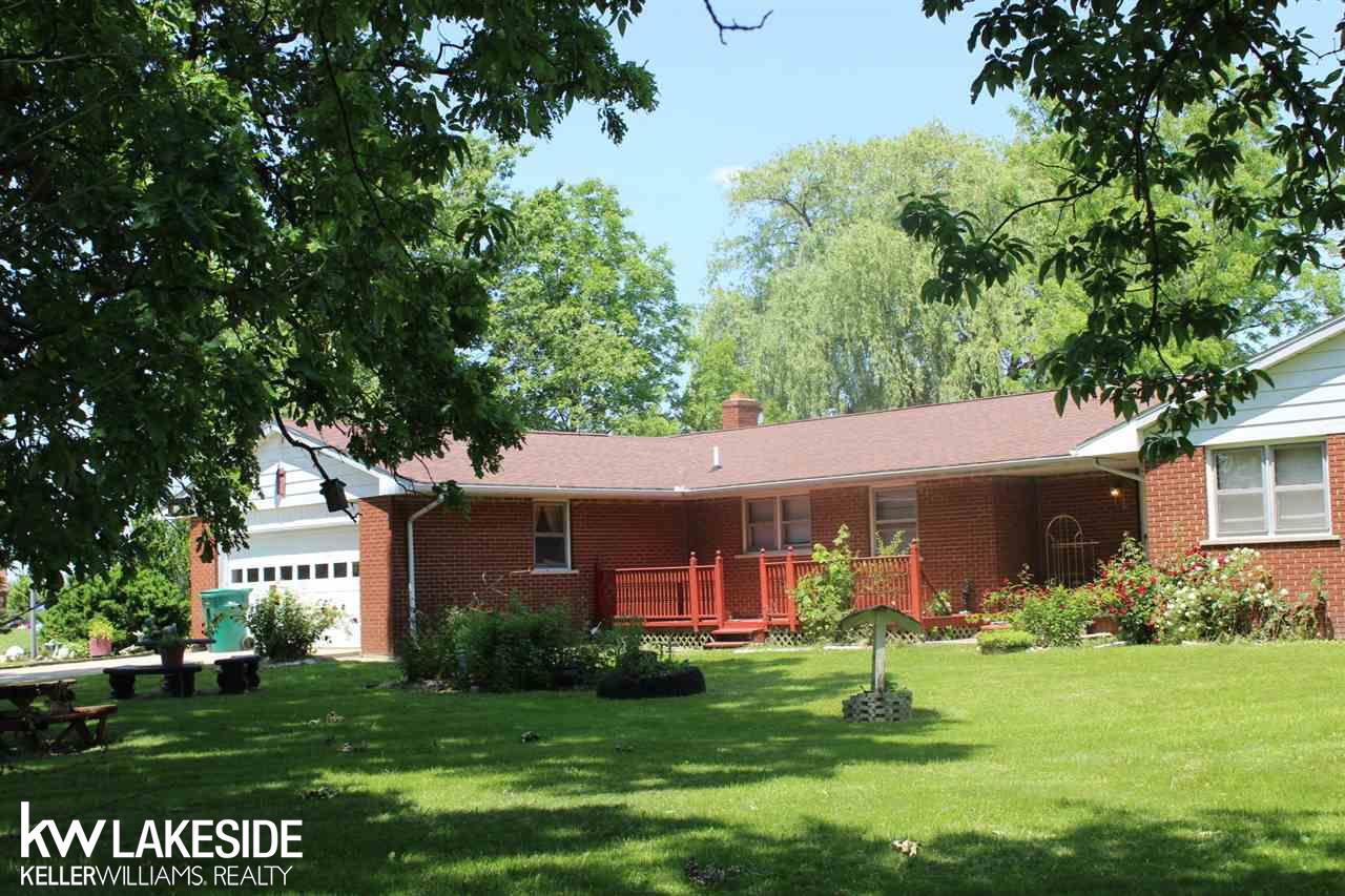 21655 Armada Center Road Armada, MI 48005 - Photo 4 of 31