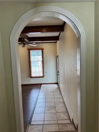 $325,000 | 1101 North Adams Street, Beeville, TX 78102