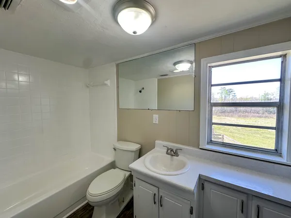 $187,500 | 2071 Gay Avenue, Sneads, FL 32460