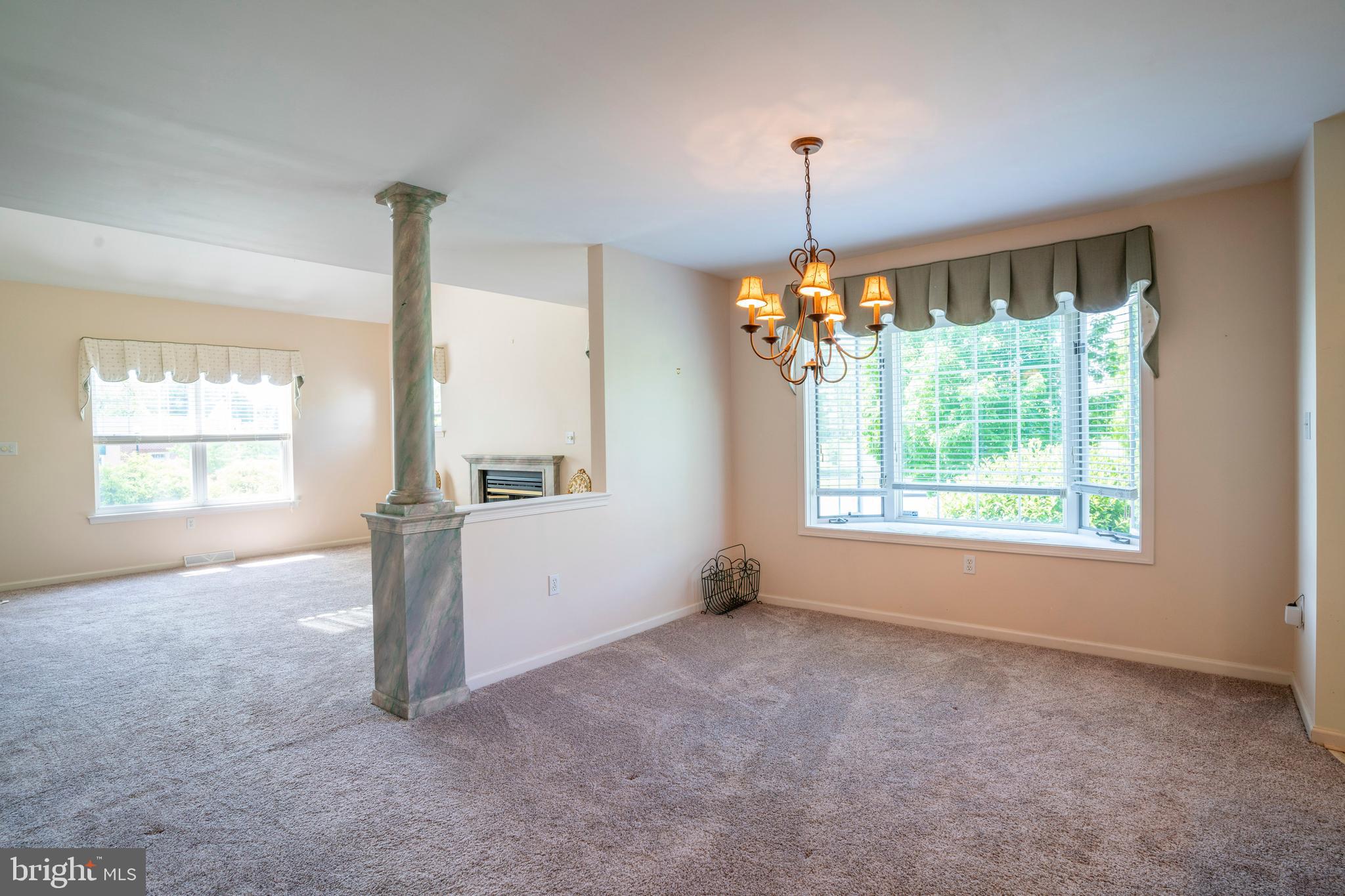1029 Bond Street Lititz, PA 17543 - Photo 10 of 27 LR & DR
