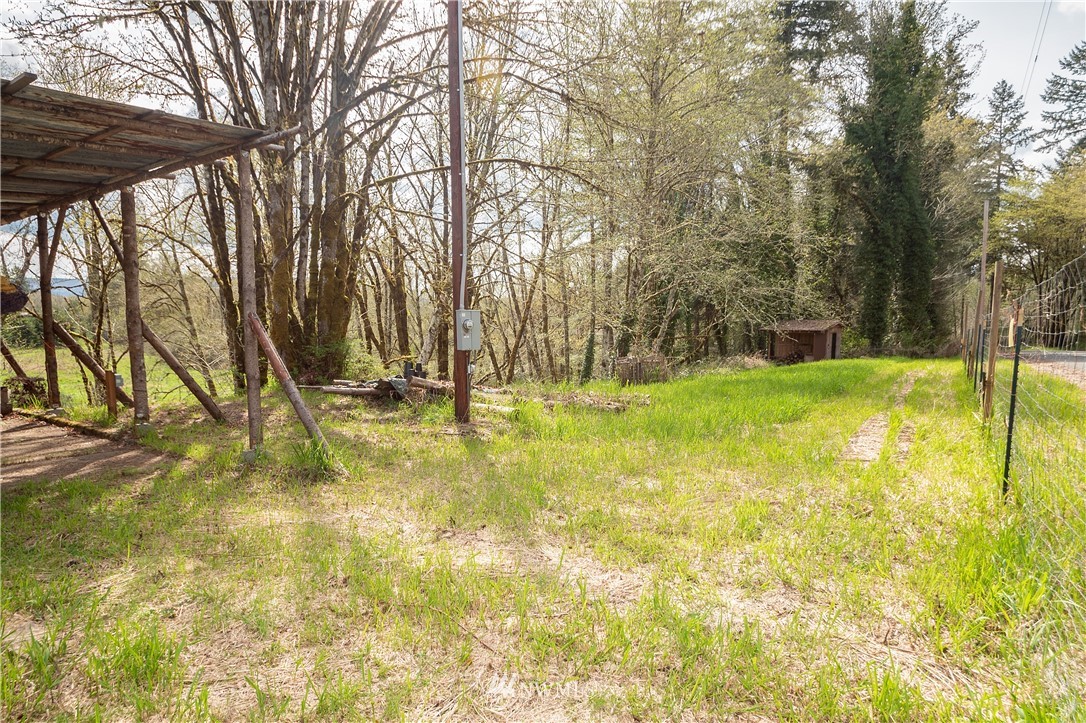 169 Hendrickson Road Vader, WA 98593 - Photo 9 of 13 Gallery Image 9