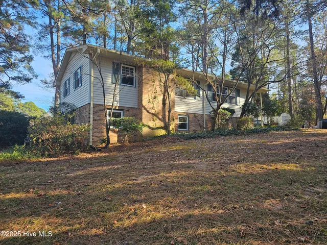 $450,000 | 103 Edinburgh Drive, Carthage, NC 28327