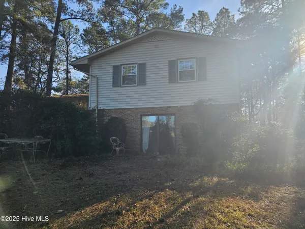 $425,000 | 103 Edinburgh Drive, Carthage, NC 28327