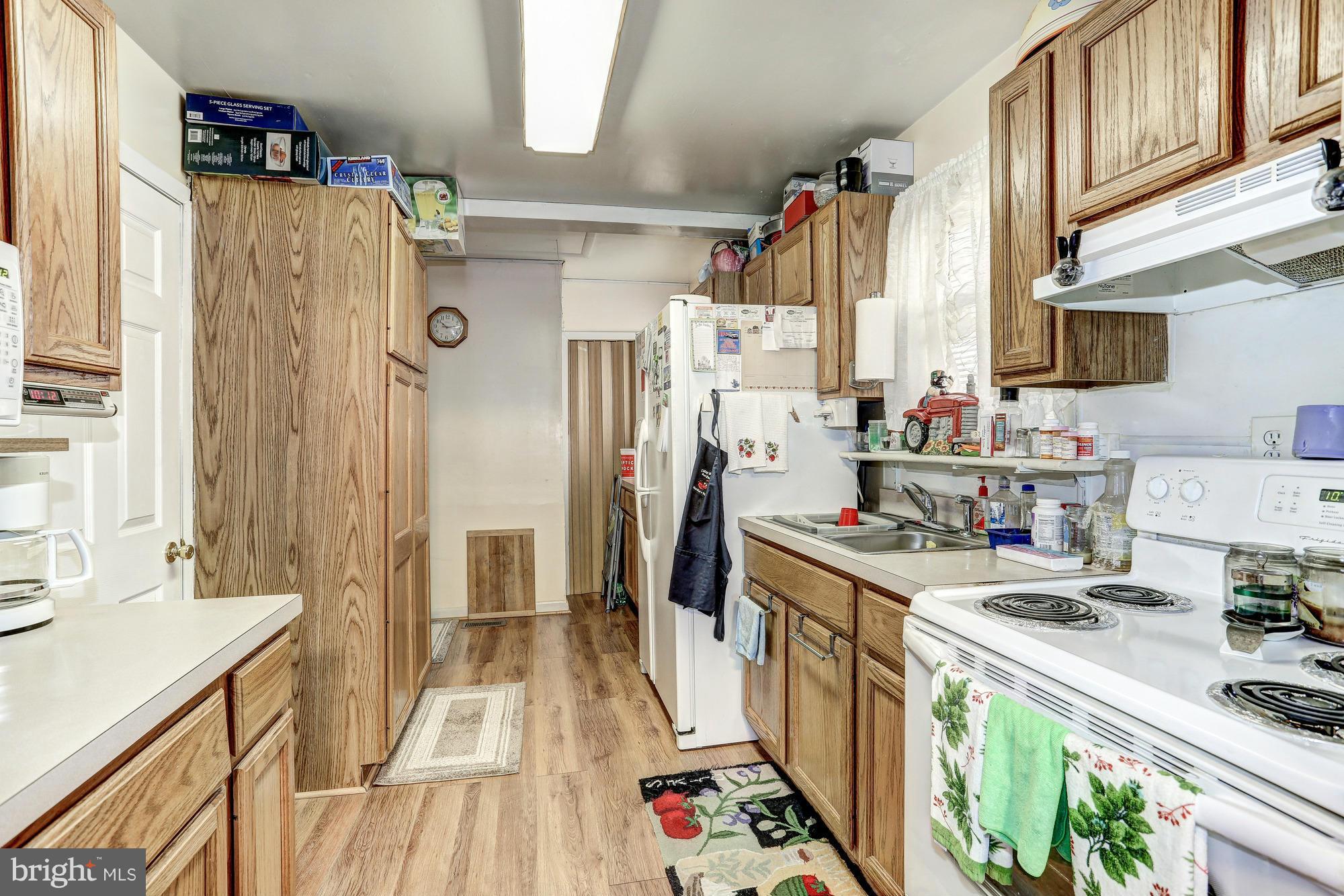 36055 Bell Road Round Hill, VA 20141 - Photo 12 of 23 Kitchen House 2