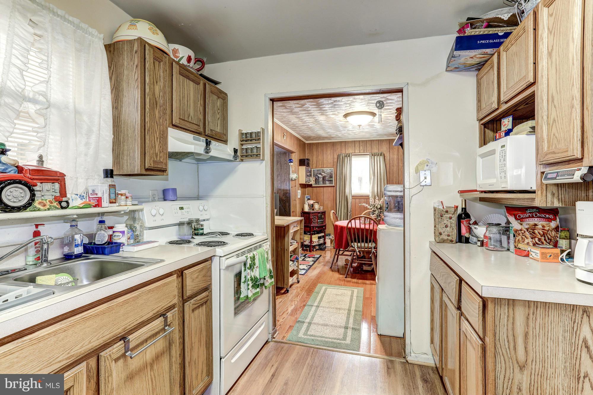 36055 Bell Road Round Hill, VA 20141 - Photo 13 of 23 Kitchen House 2