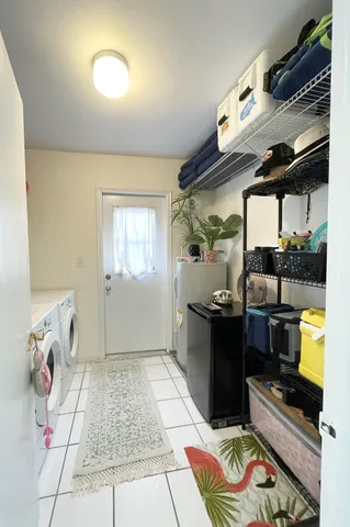 $3,500 | 266 Northeast Wavecrest Way, Boca Raton, FL 33432