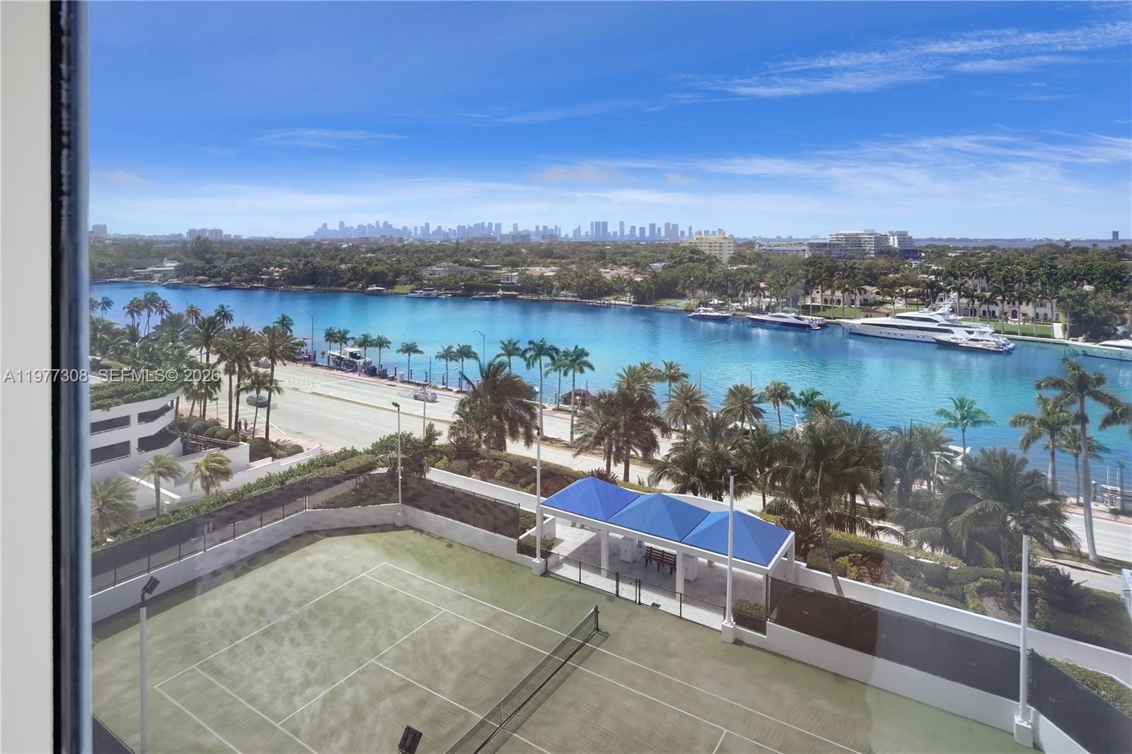 4779 Collins Avenue, Unit 1007 Miami Beach, FL 33140 - Photo 26 of 56