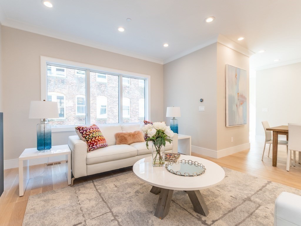 20 Fuller Street, Unit 1 Brookline, MA 02446 - Photo 13 of 39