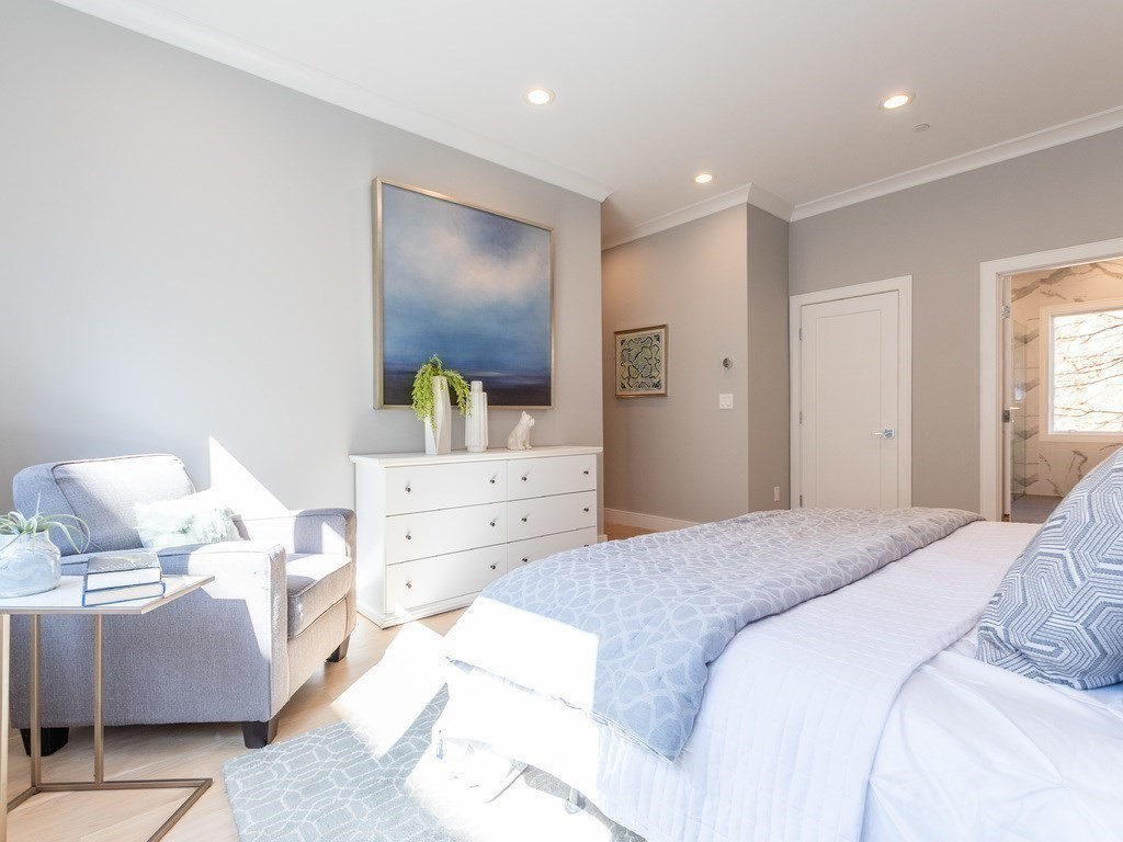 20 Fuller Street, Unit 1 Brookline, MA 02446 - Photo 17 of 39