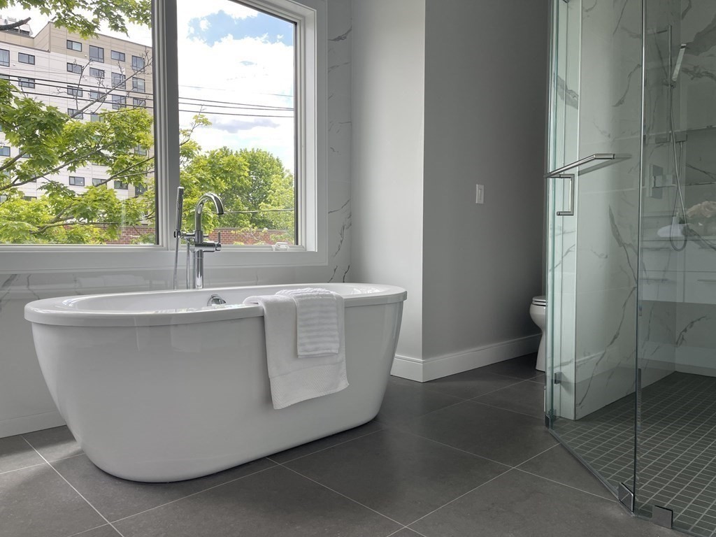 20 Fuller Street, Unit 1 Brookline, MA 02446 - Photo 18 of 39