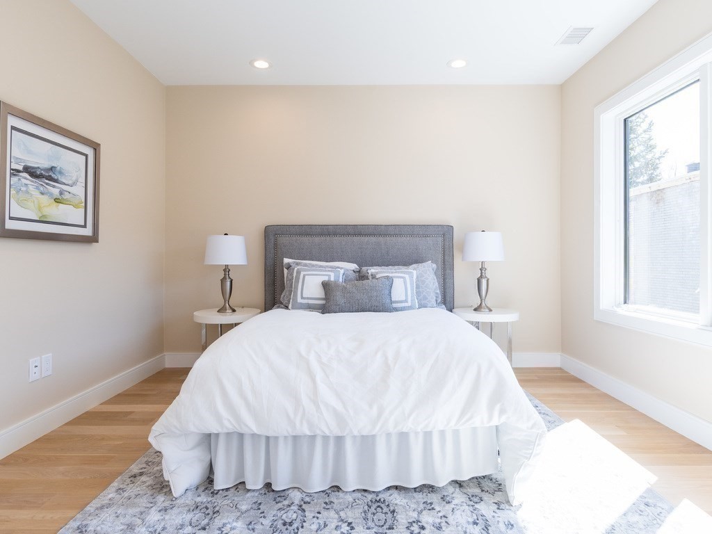 20 Fuller Street, Unit 1 Brookline, MA 02446 - Photo 25 of 39