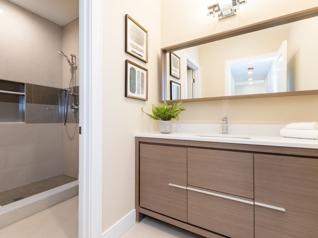 20 Fuller Street, Unit 1 Brookline, MA 02446 - Photo 26 of 39