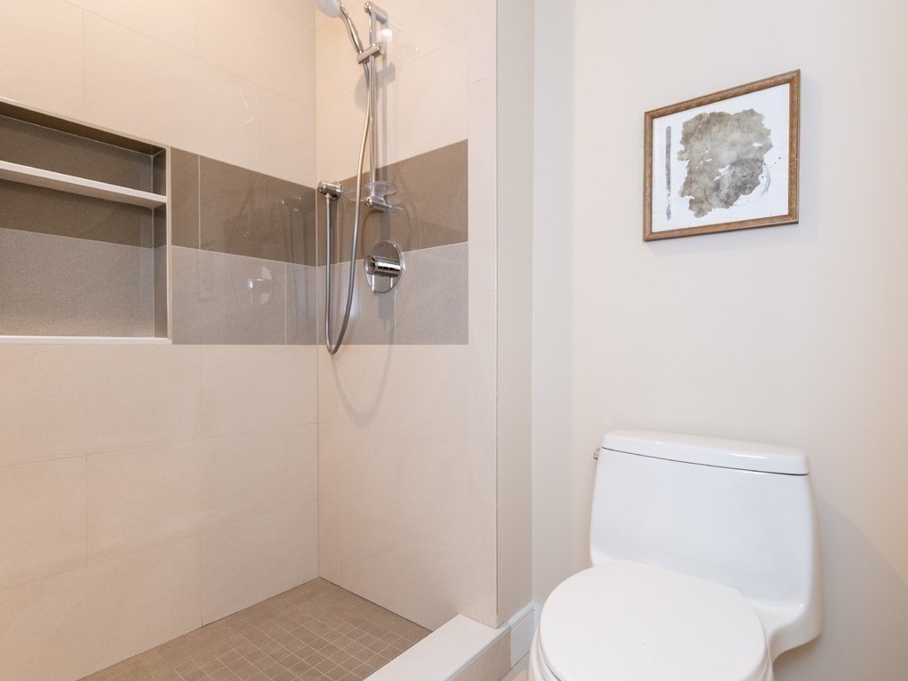 20 Fuller Street, Unit 1 Brookline, MA 02446 - Photo 27 of 39