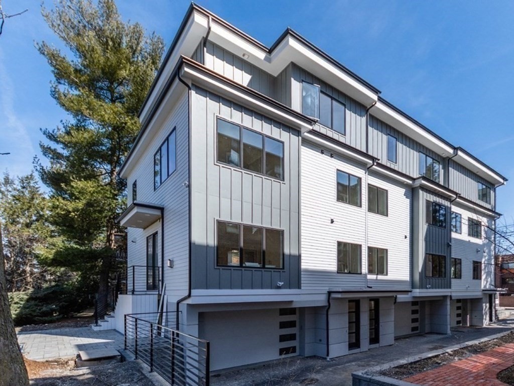 20 Fuller Street, Unit 1 Brookline, MA 02446 - Photo 38 of 39