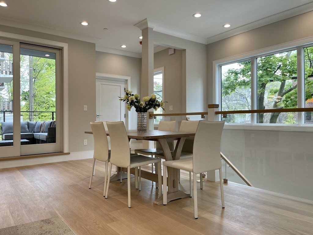 20 Fuller Street, Unit 1 Brookline, MA 02446 - Photo 7 of 39