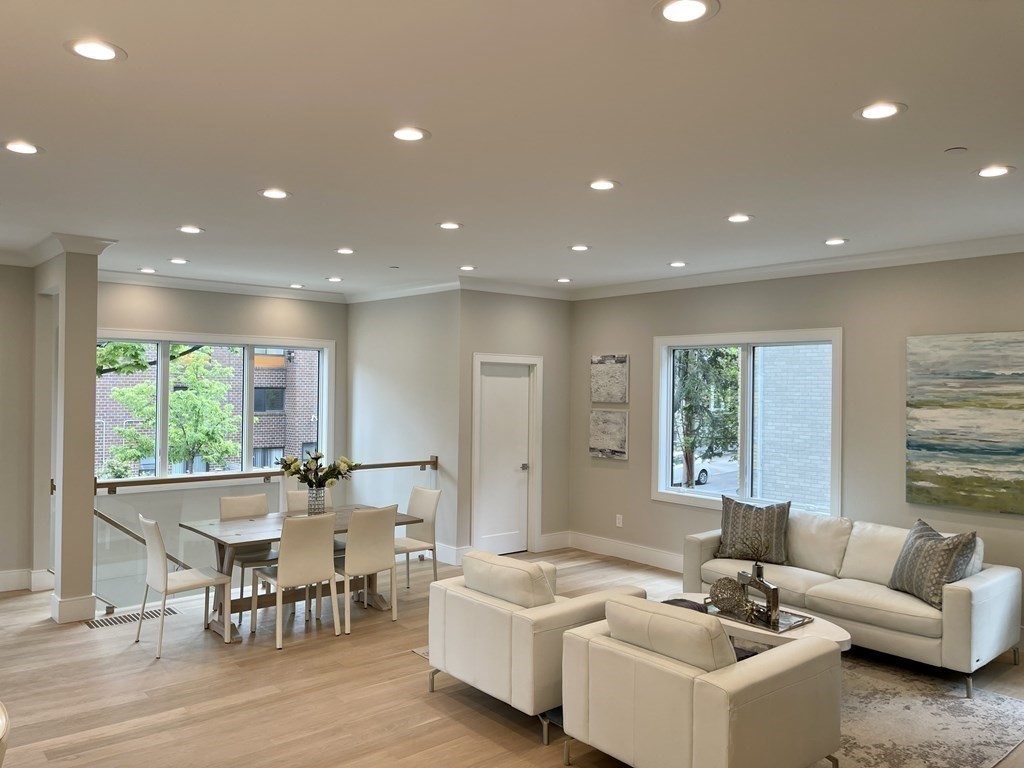 20 Fuller Street, Unit 1 Brookline, MA 02446 - Photo 10 of 39