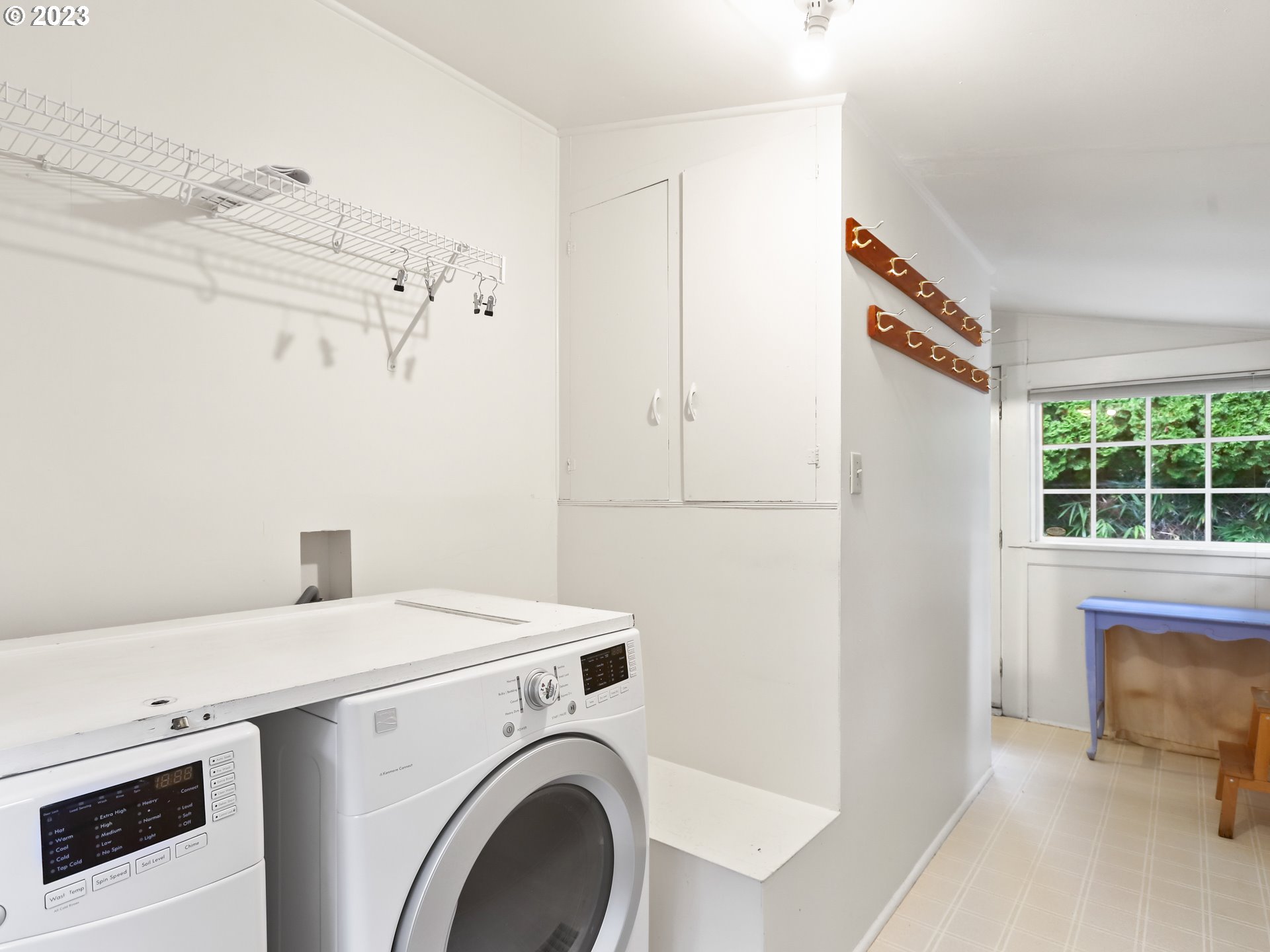 4524 Southeast 36th Place Portland, OR 97202 - Photo 24 of 41 a utility room with dryer and washer