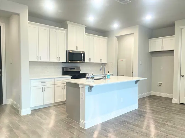 $2,995 | 3132 Galveston Street, Plano, TX 75075