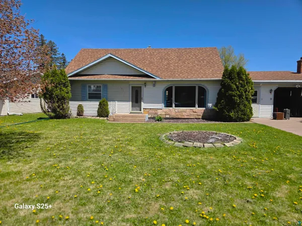$299,000 | 1308 11th Avenue West, Ashland, WI 54806