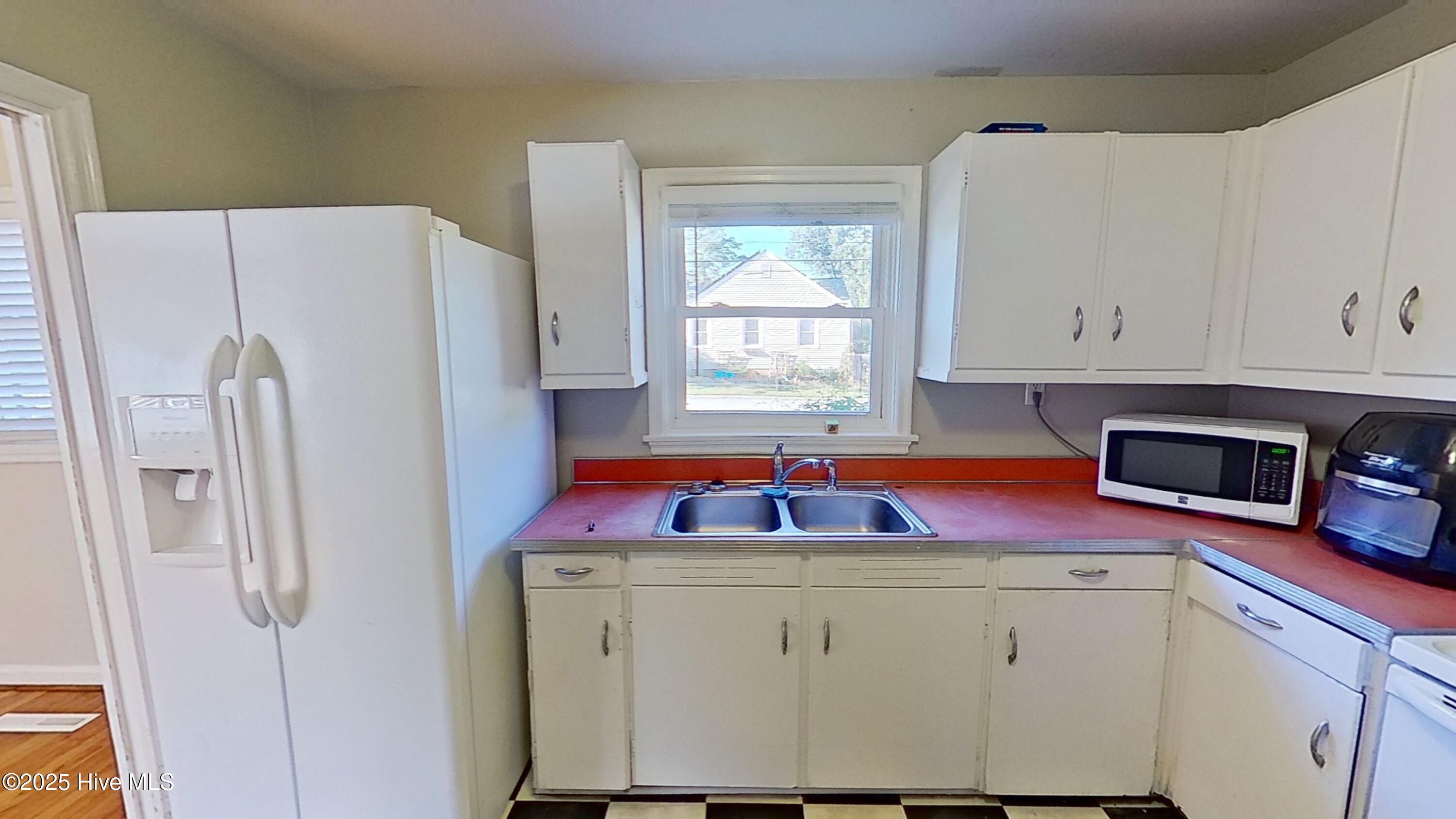 134 Kenwood Avenue Wilmington, NC 28405 - Photo 6 of 24 05-134 Kenwood Ave