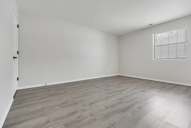 $2,000 | 46 Gant Circle, Unit A, Streamwood, IL 60107