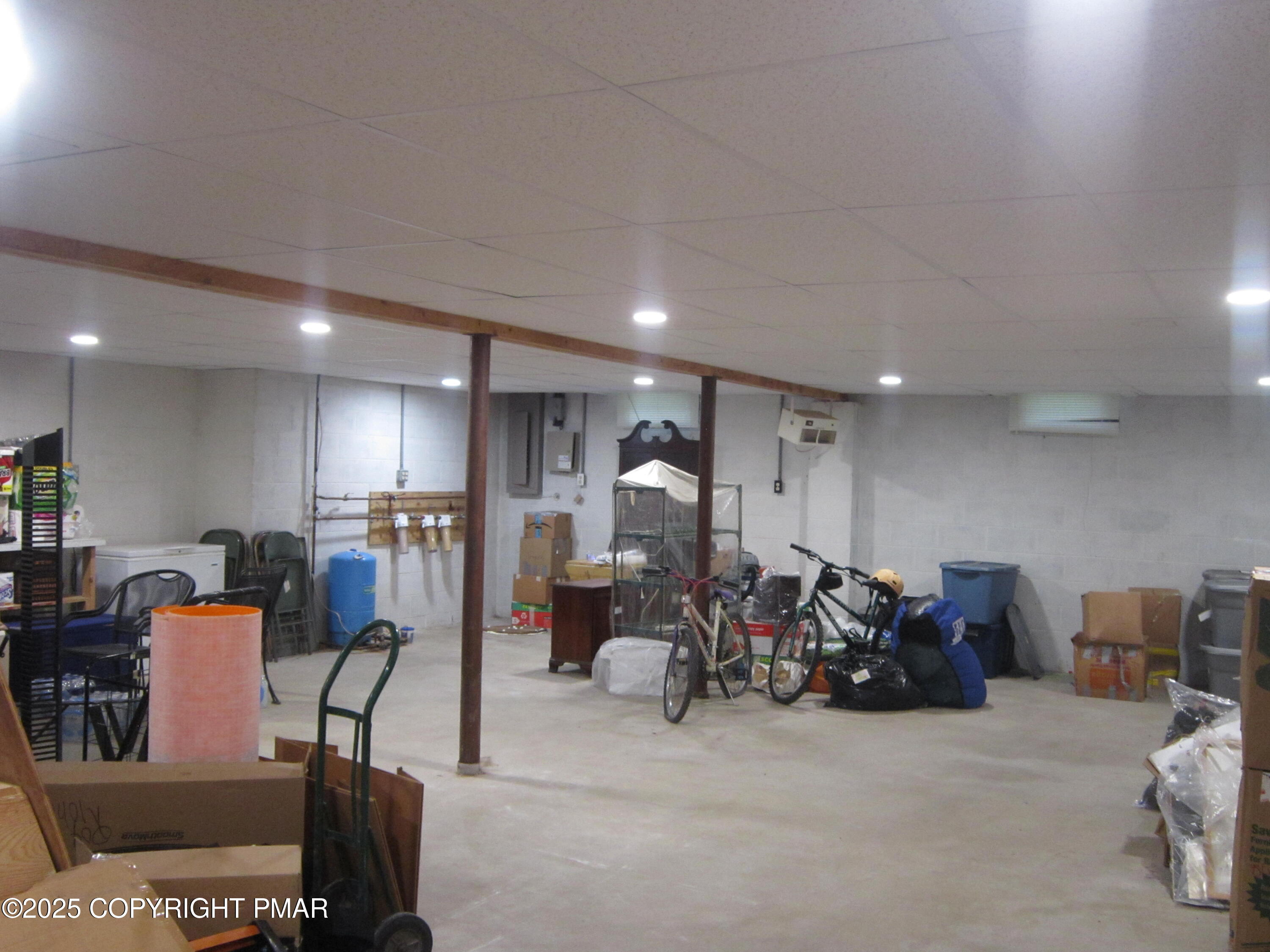 204 Mohican Road Canadensis, PA 18325 - Photo 20 of 20 a view of a room with gym equipment