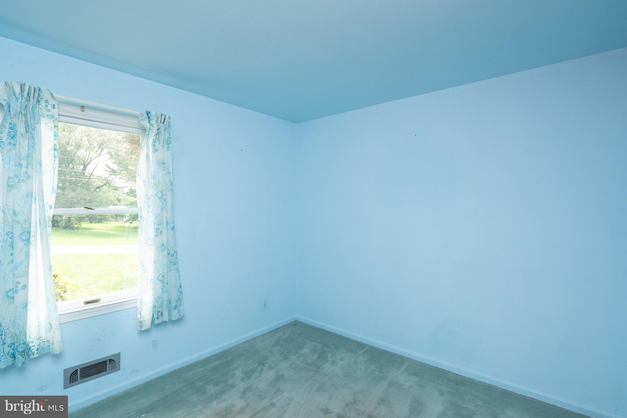 8612 Inwood Road Baltimore, MD 21244 - Photo 12 of 26 Bedroom