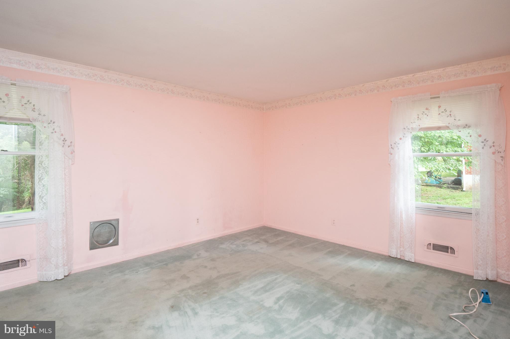 8612 Inwood Road Baltimore, MD 21244 - Photo 13 of 26 Bedroom (Master)