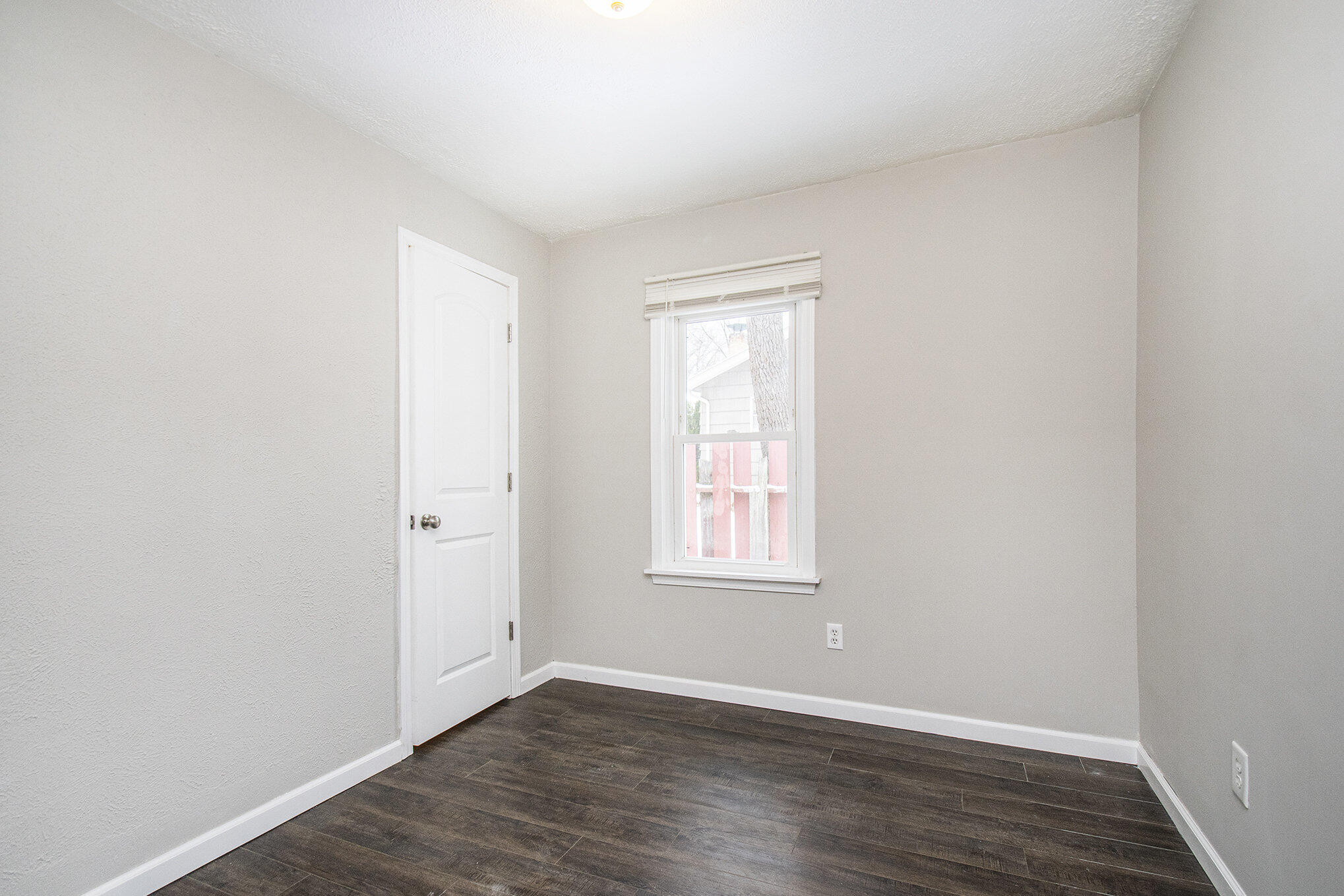 3030 South 13th Street Niles, MI 49120 - Photo 15 of 28 Bedroom 2