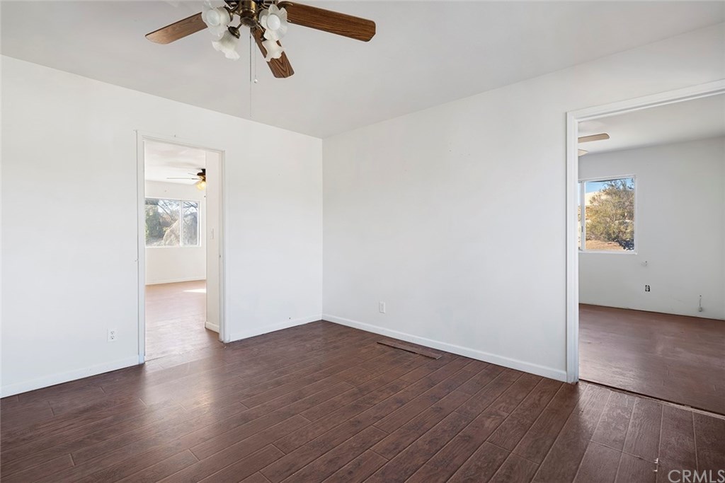 31305 Red Mountain Road Hemet, CA 92544 - Photo 14 of 54 Gallery Image 14