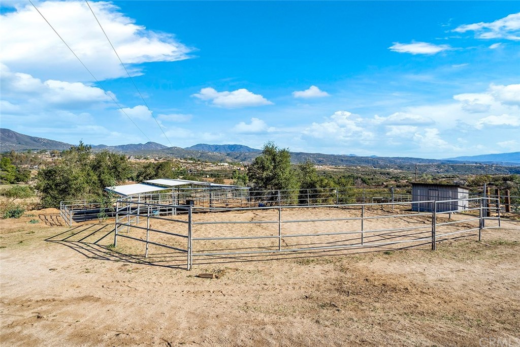 31305 Red Mountain Road Hemet, CA 92544 - Photo 36 of 54 Gallery Image 36