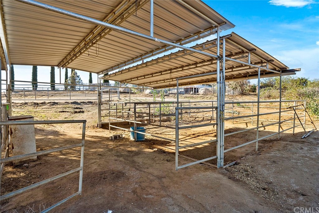 31305 Red Mountain Road Hemet, CA 92544 - Photo 37 of 54 Gallery Image 37