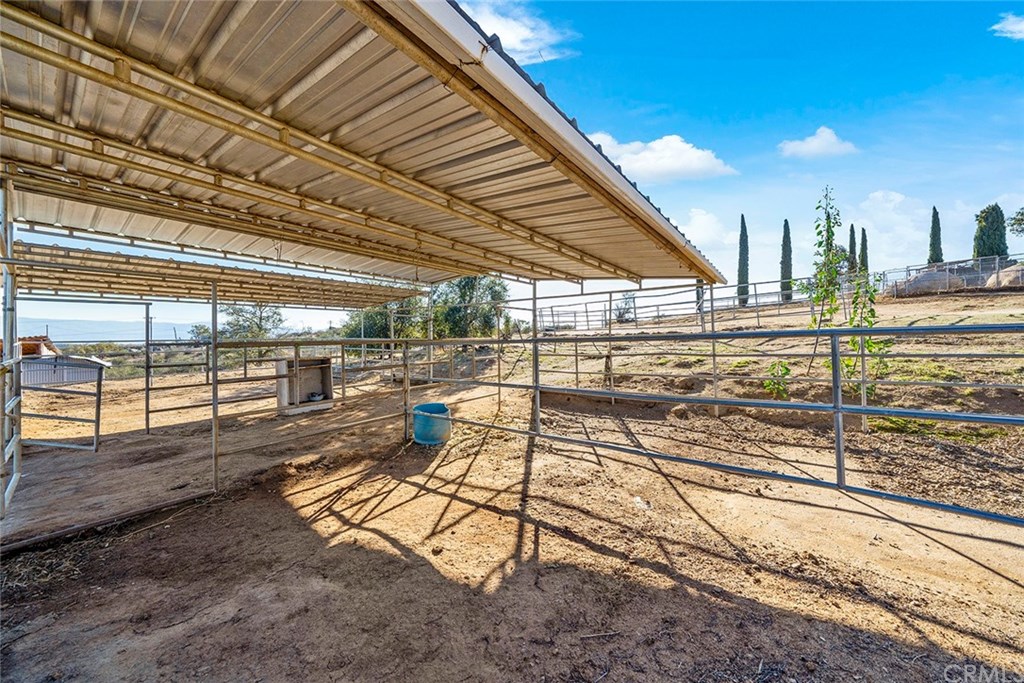 31305 Red Mountain Road Hemet, CA 92544 - Photo 39 of 54 Gallery Image 39