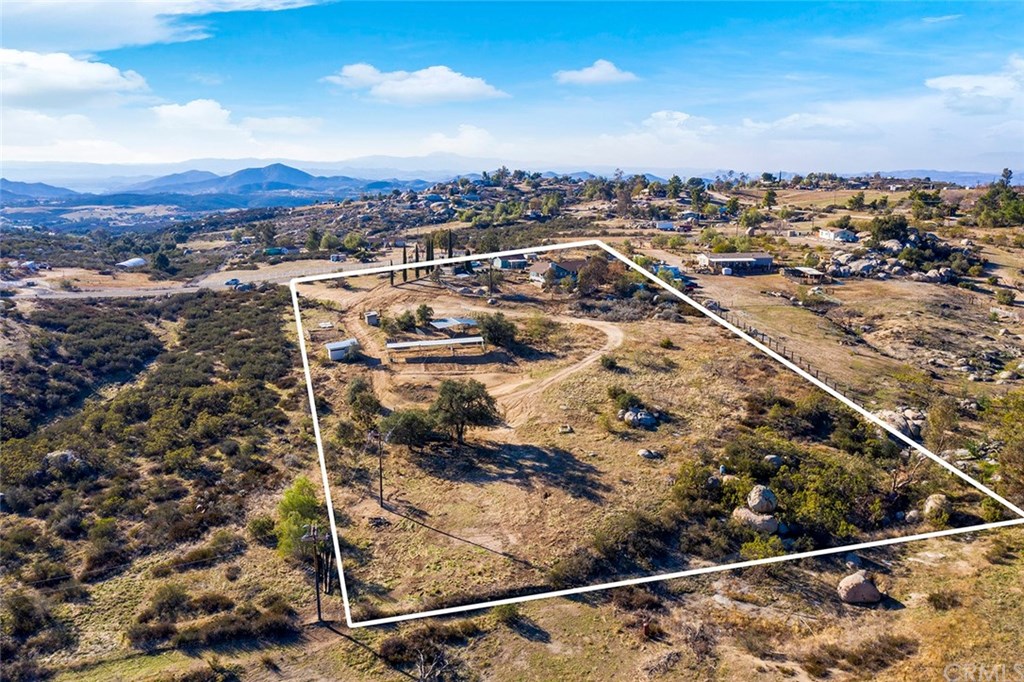 31305 Red Mountain Road Hemet, CA 92544 - Photo 44 of 54 Gallery Image 44