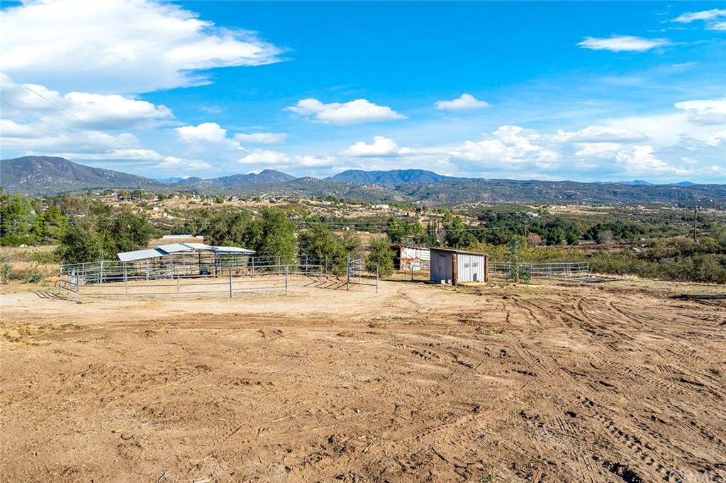 31305 Red Mountain Road Hemet, CA 92544 - Photo 49 of 54 Gallery Image 49