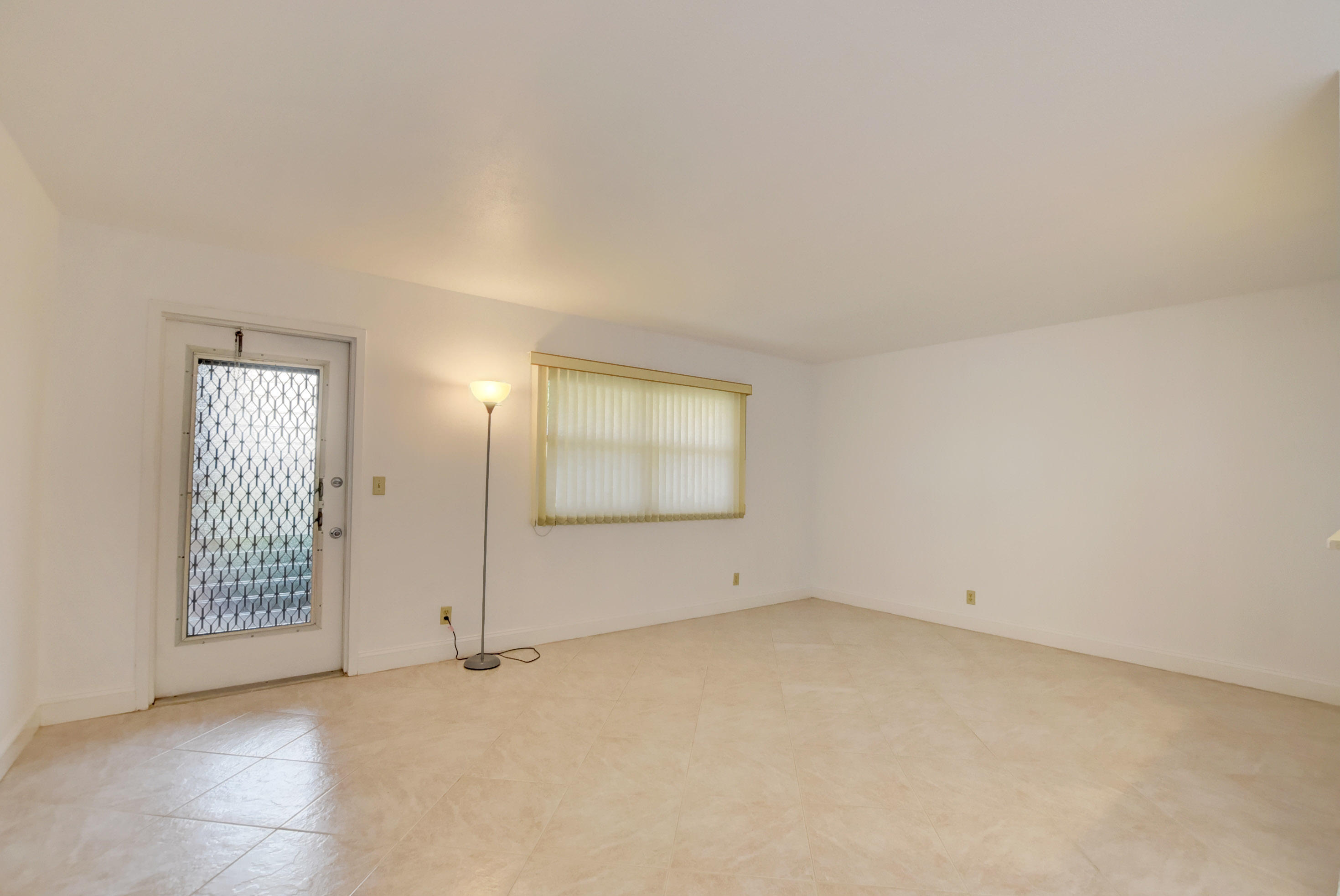 339 Monaco Way Delray Beach, FL 33446 - Photo 13 of 28 DSC_5626And4more