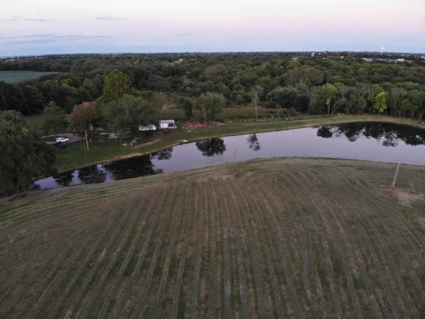 a view of a city street view