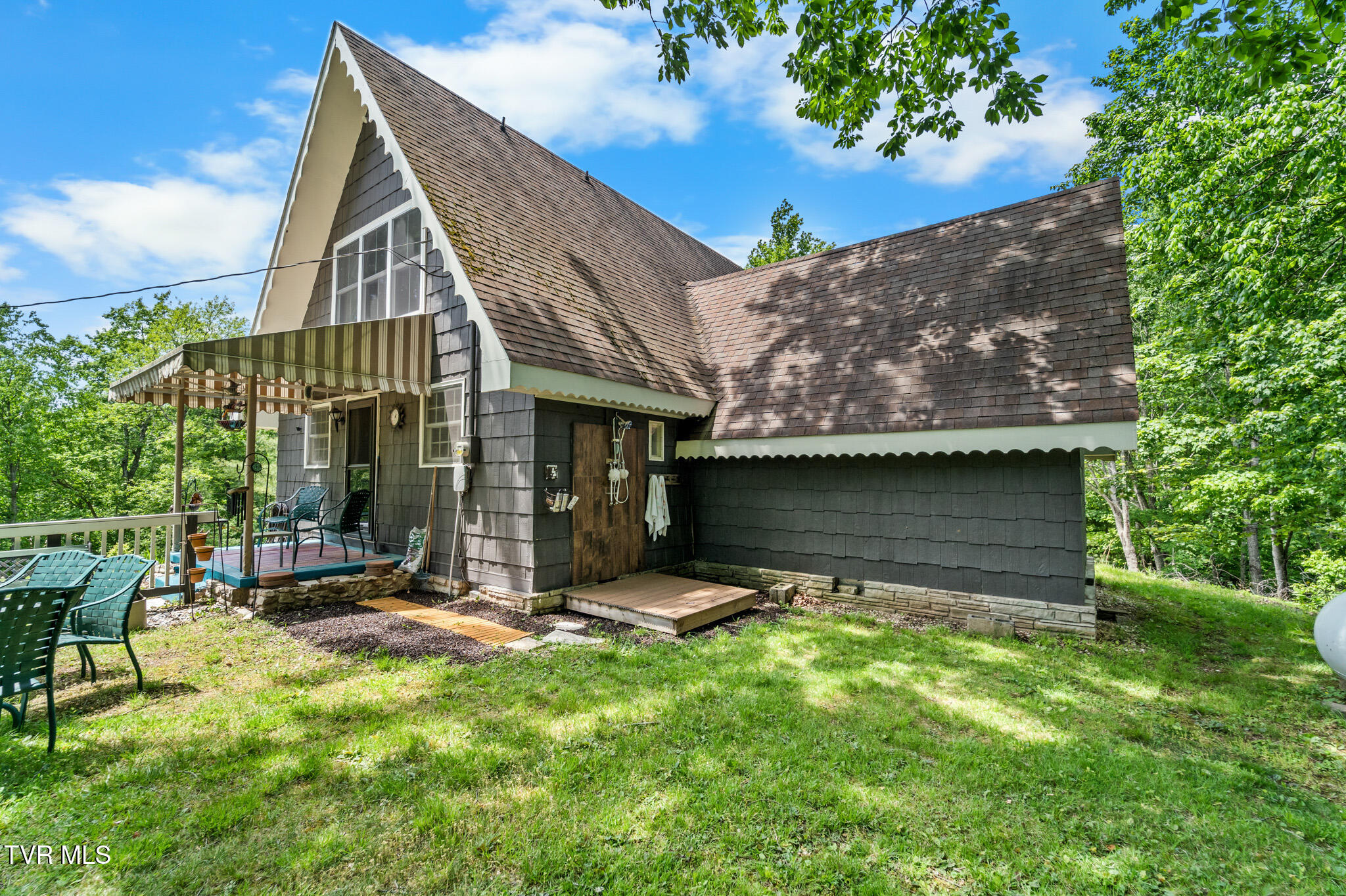 929 Noah Snyder Road Mountain City, TN 37683 - Photo 39 of 46 DSC08057