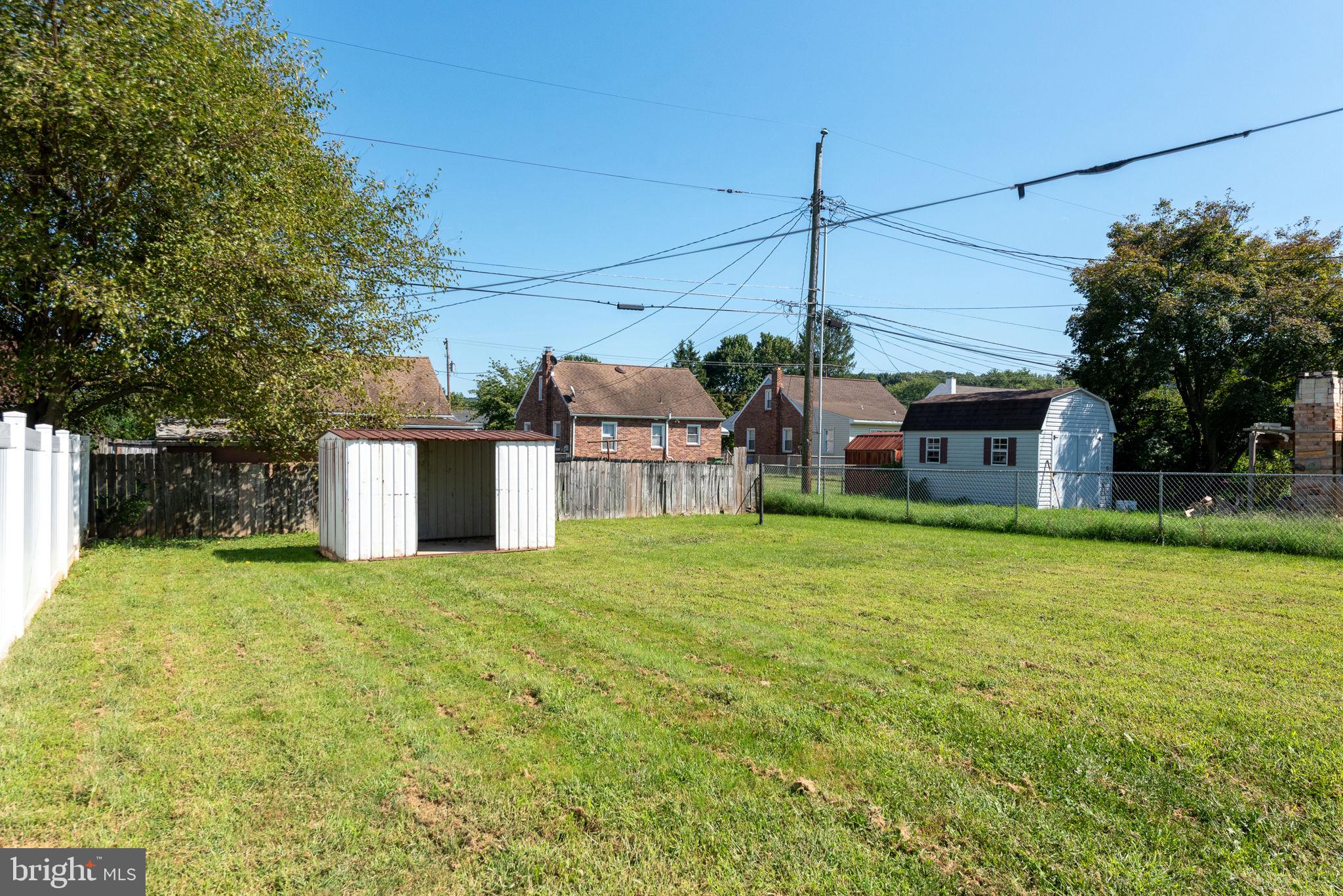 303 Greystone Road York, PA 17402 - Photo 22 of 31 Gallery Image 22