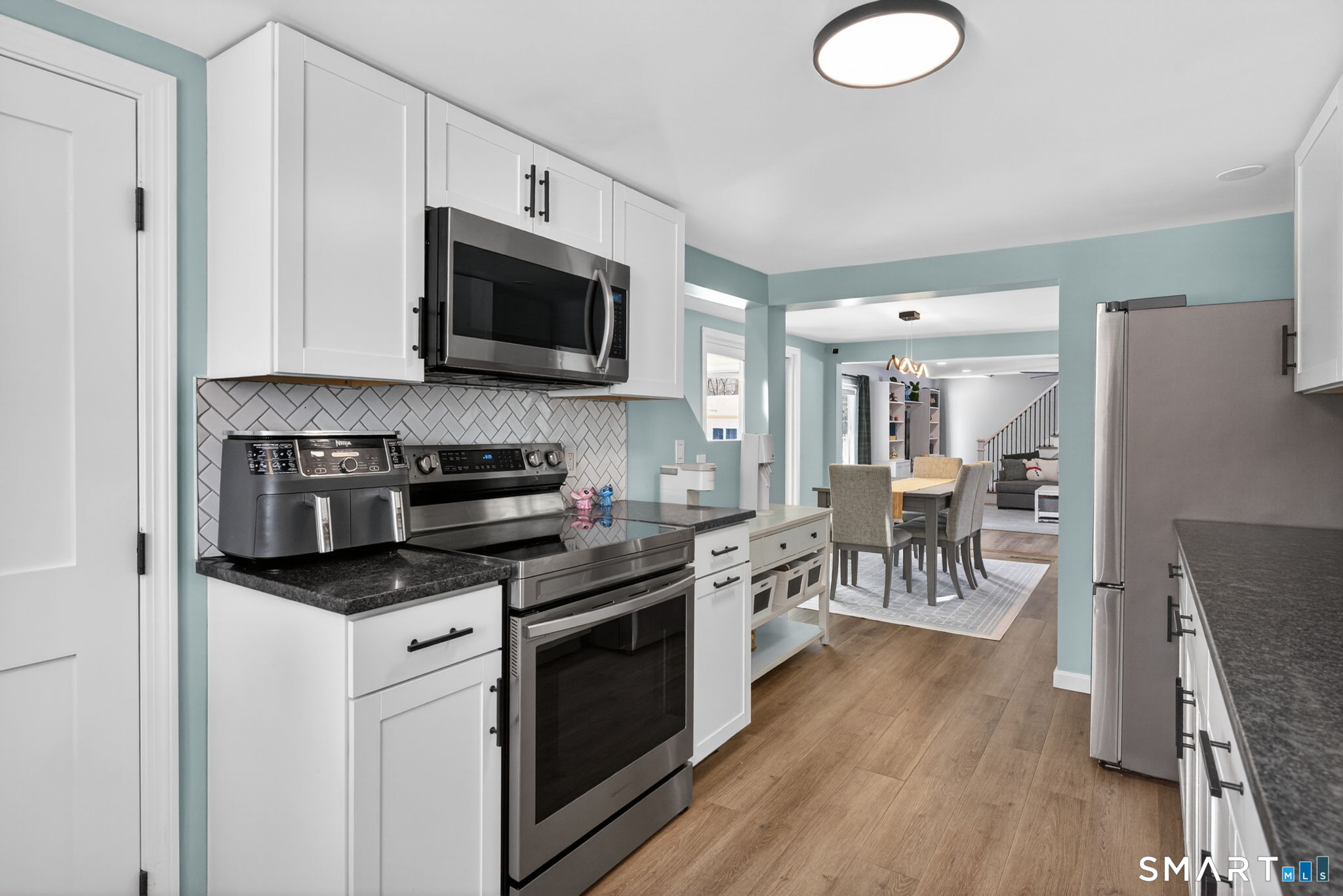 67 Shuttlemeadow Road Plainville, CT 06062 - Photo 16 of 40