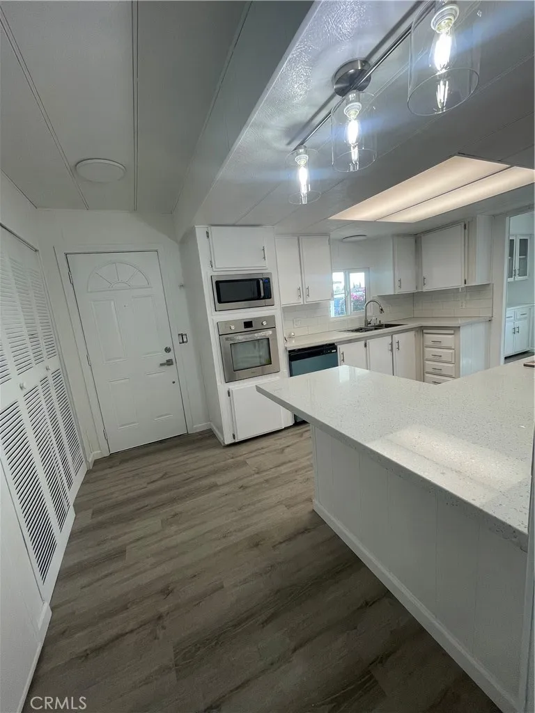 1155 South Riverside Avenue, Unit 7 Rialto, CA 92376 - Photo 14 of 38