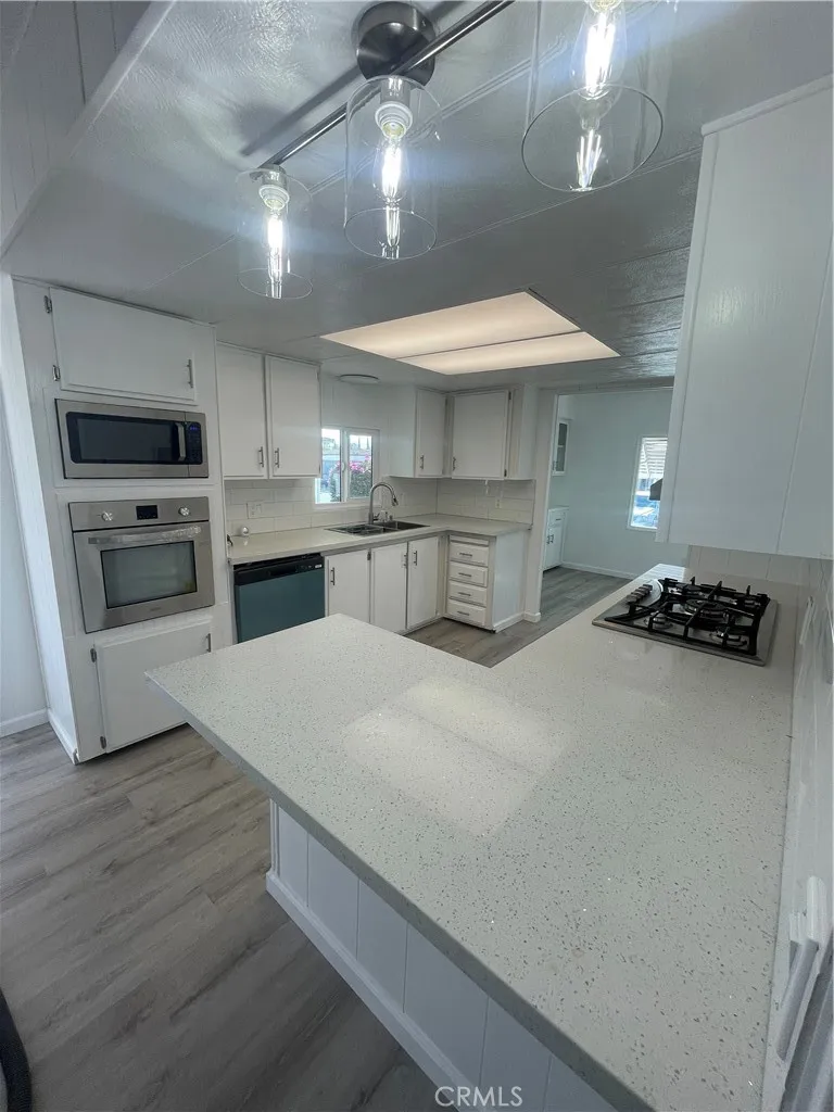 1155 South Riverside Avenue, Unit 7 Rialto, CA 92376 - Photo 23 of 38