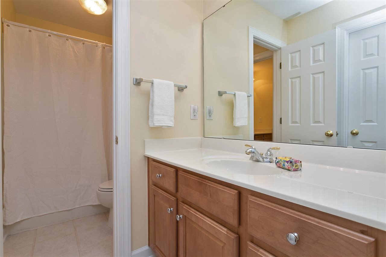 3105 Pyxis Court Raleigh, NC 27614 - Photo 22 of 28 Jack and Jill Bathroom