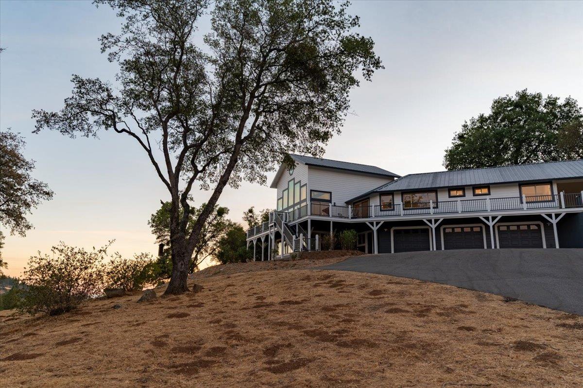 16000 Southridge Road Penn Valley, CA 95946 - Photo 53 of 75 a front view of a house with a yard