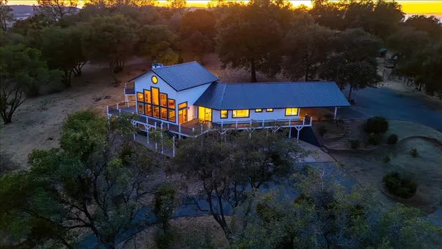 $1,500,000 | 16000 Southridge Road, Penn Valley, CA 95946