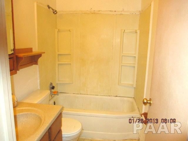 107 Lincoln Road Marquette Heights, IL 61554 - Photo 8 of 8 Gallery Image 8