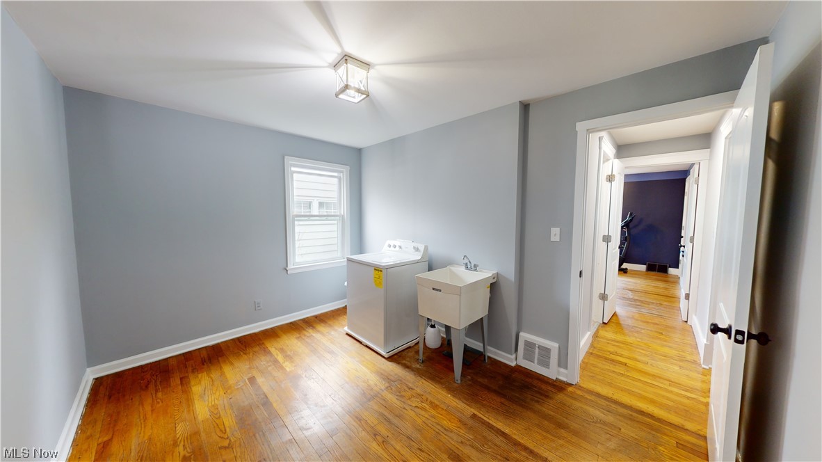 1331 Churchill Road Lyndhurst, OH 44124 - Photo 7 of 35 1st Floor Laundry