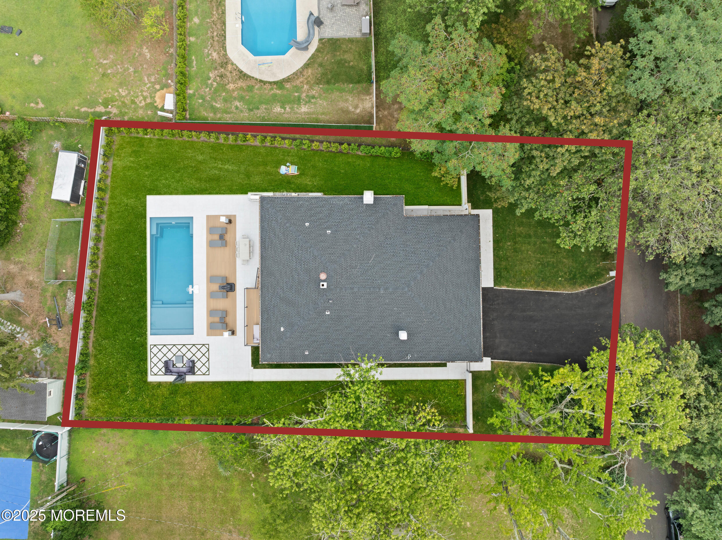 441 Slocum Place Oakhurst, NJ 07755 - Photo 4 of 61 an aerial view of a house