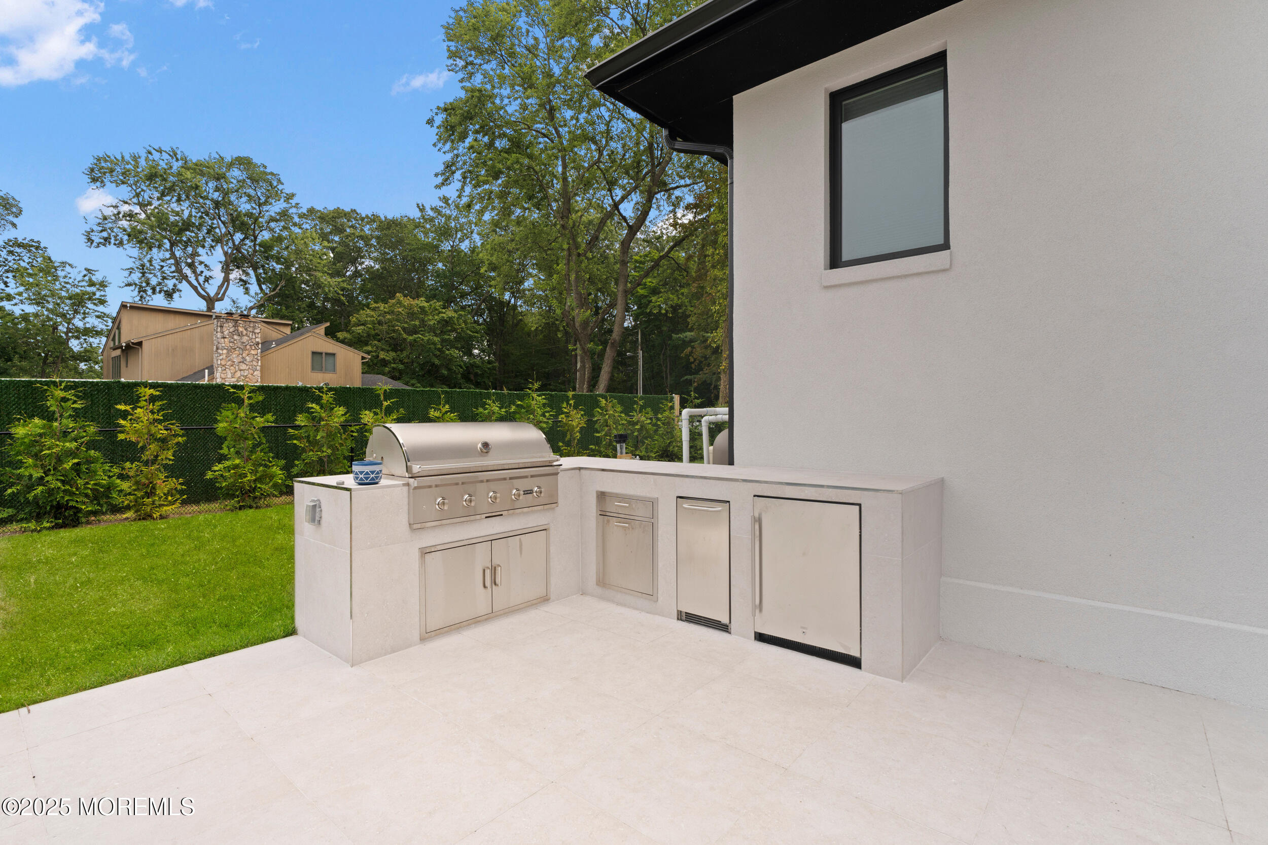 441 Slocum Place Oakhurst, NJ 07755 - Photo 54 of 61 057