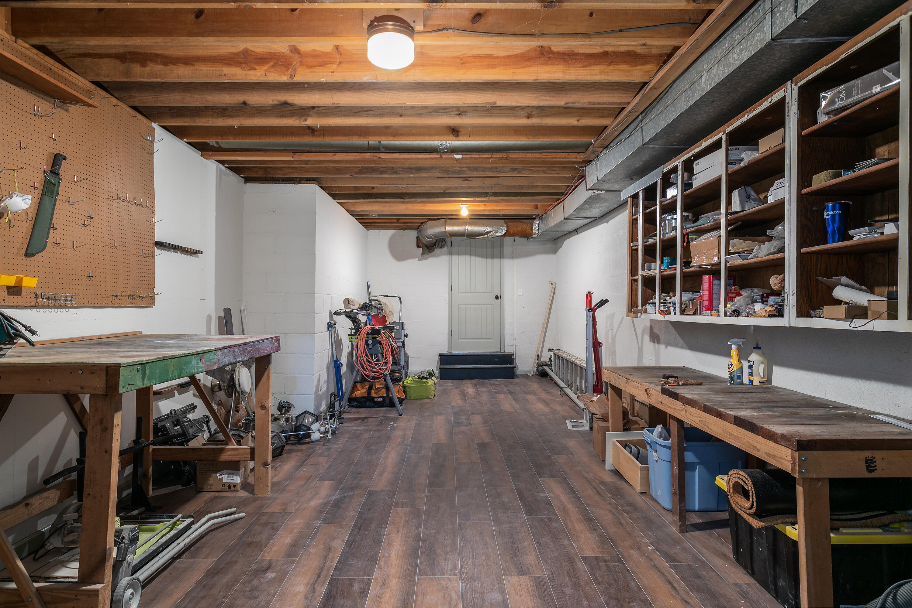 504 Barrington Road Signal Mountain, TN 37377 - Photo 31 of 39 504 Barrington Rd_Workshop_by161photogra